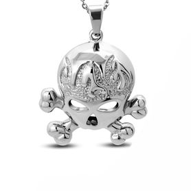 Prívesok lebka z ocele, strieborná farba, gravírovanie a plamene