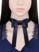 Červený erotický kožený choker, mašle a opasek
