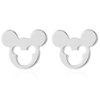 Puzetové náušnice z chirurgickej ocele, Mickey Mouse striebornej farby, výrez