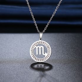 Retiazka s príveskom zverokruhu, oceľ, zirkóny, strieborná farba - "ŠKORPIÓN"