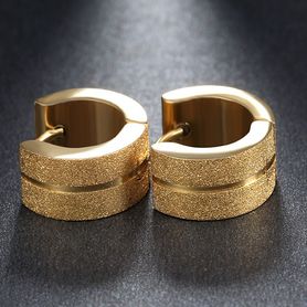 Náušnice z ocele, pieskované pásy a ryha, zlatá farba