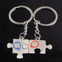 Kľúčenky pre dvoch, puzzle, symbol "Ona" a "On"