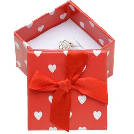 Darčekové balenie na náušnice, biele srdiečka a mašľa